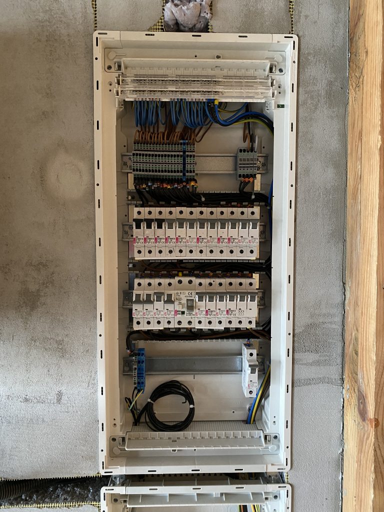 Elektros skydas ir sistemų automatika — projekto nuotrauka 3